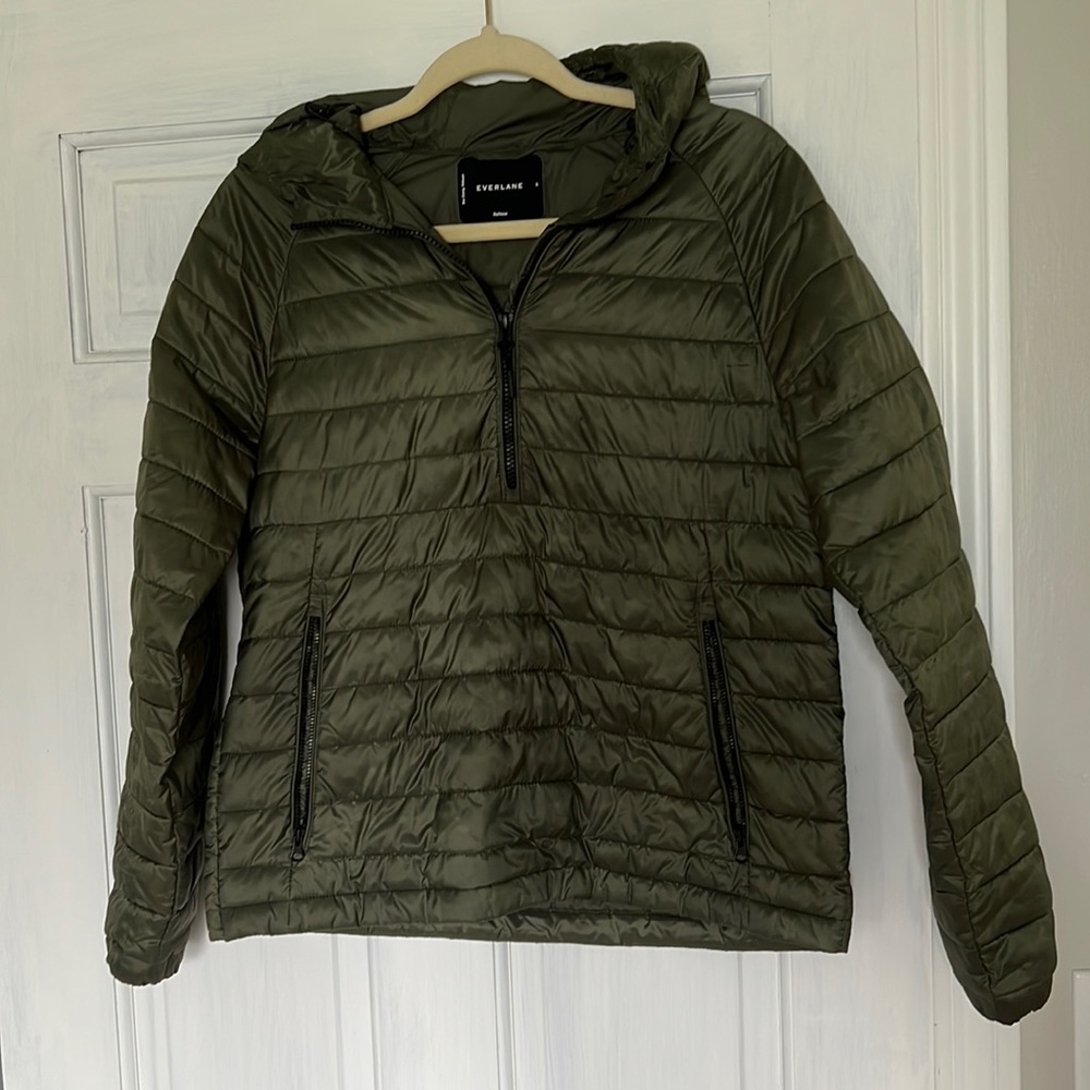 Everlane renew pullover puffer hoodie jacket half zip size small olive green